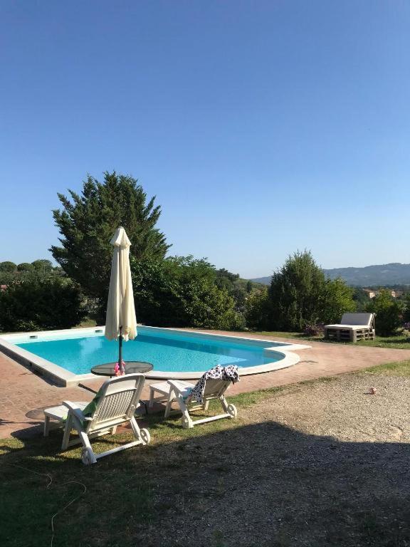 Il Casale Di Lavinia Acomodação com café da manhã Fabro Exterior foto